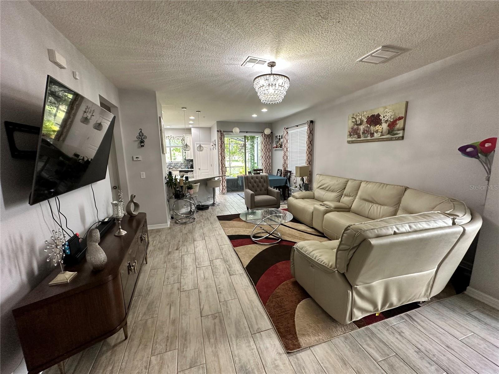 TOWNS AT WHITE CEDAR - Residential Lease