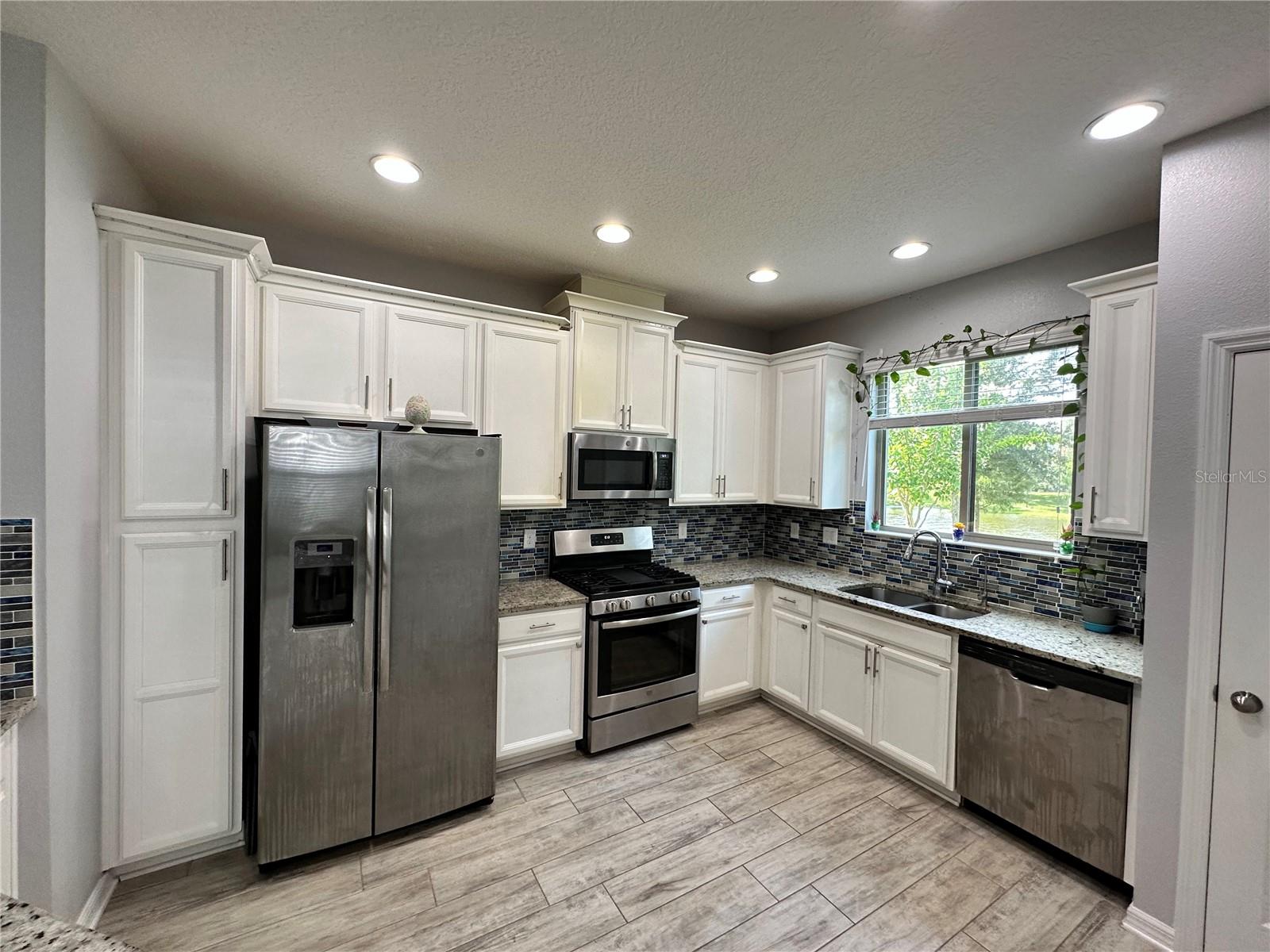 TOWNS AT WHITE CEDAR - Residential Lease