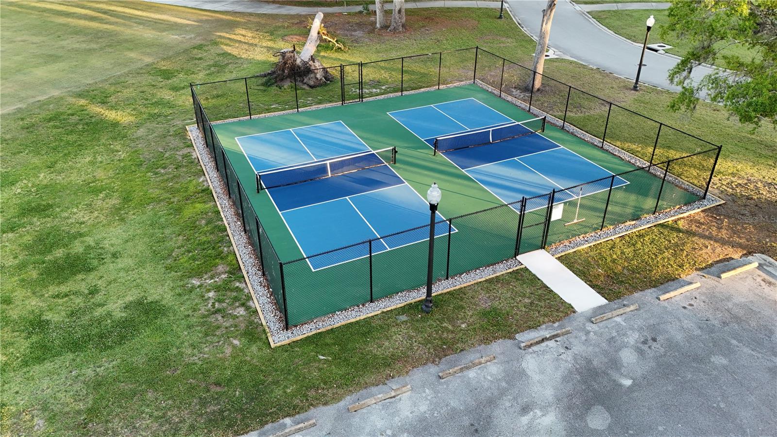 HERNANDO OAKS PH 1 - Residential
