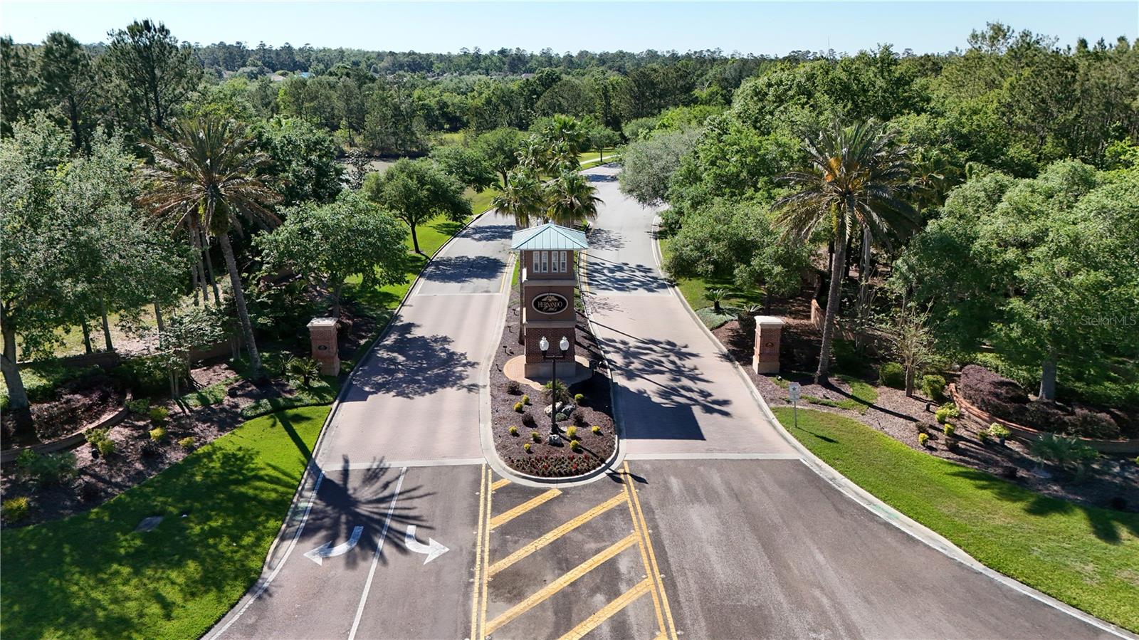 HERNANDO OAKS PH 1 - Residential