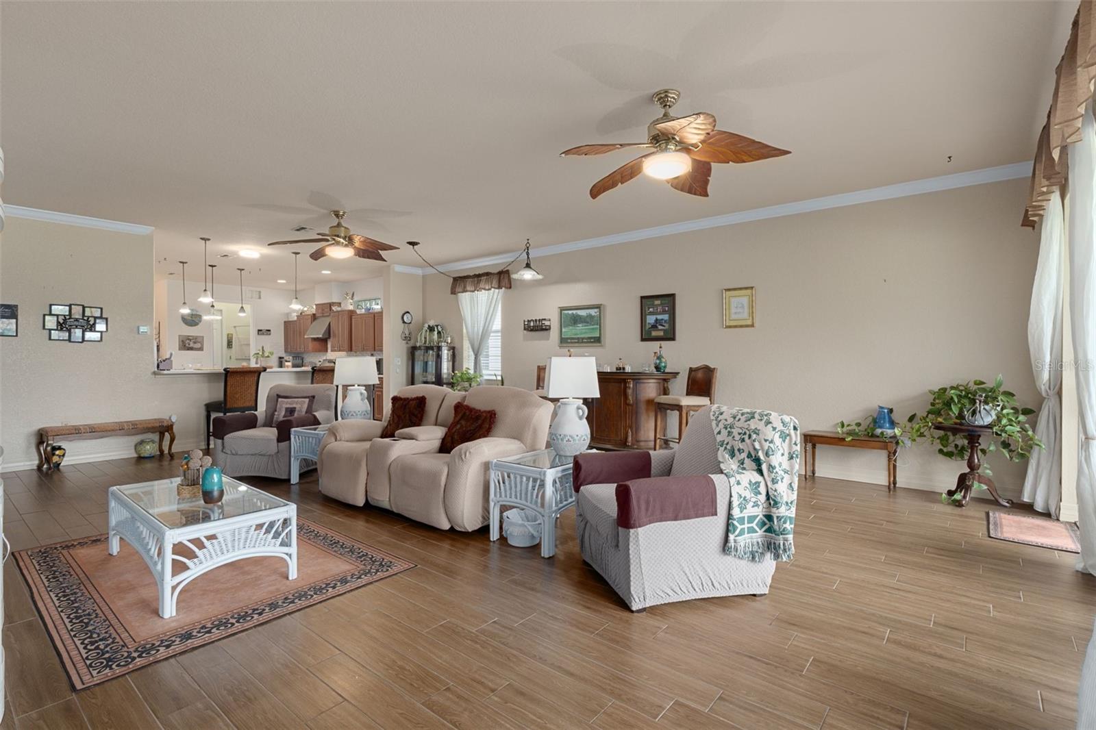 HERNANDO OAKS PH 1 - Residential