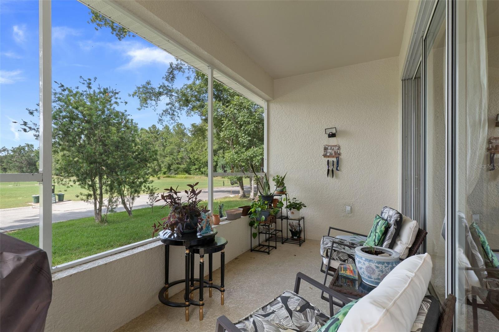 HERNANDO OAKS PH 1 - Residential