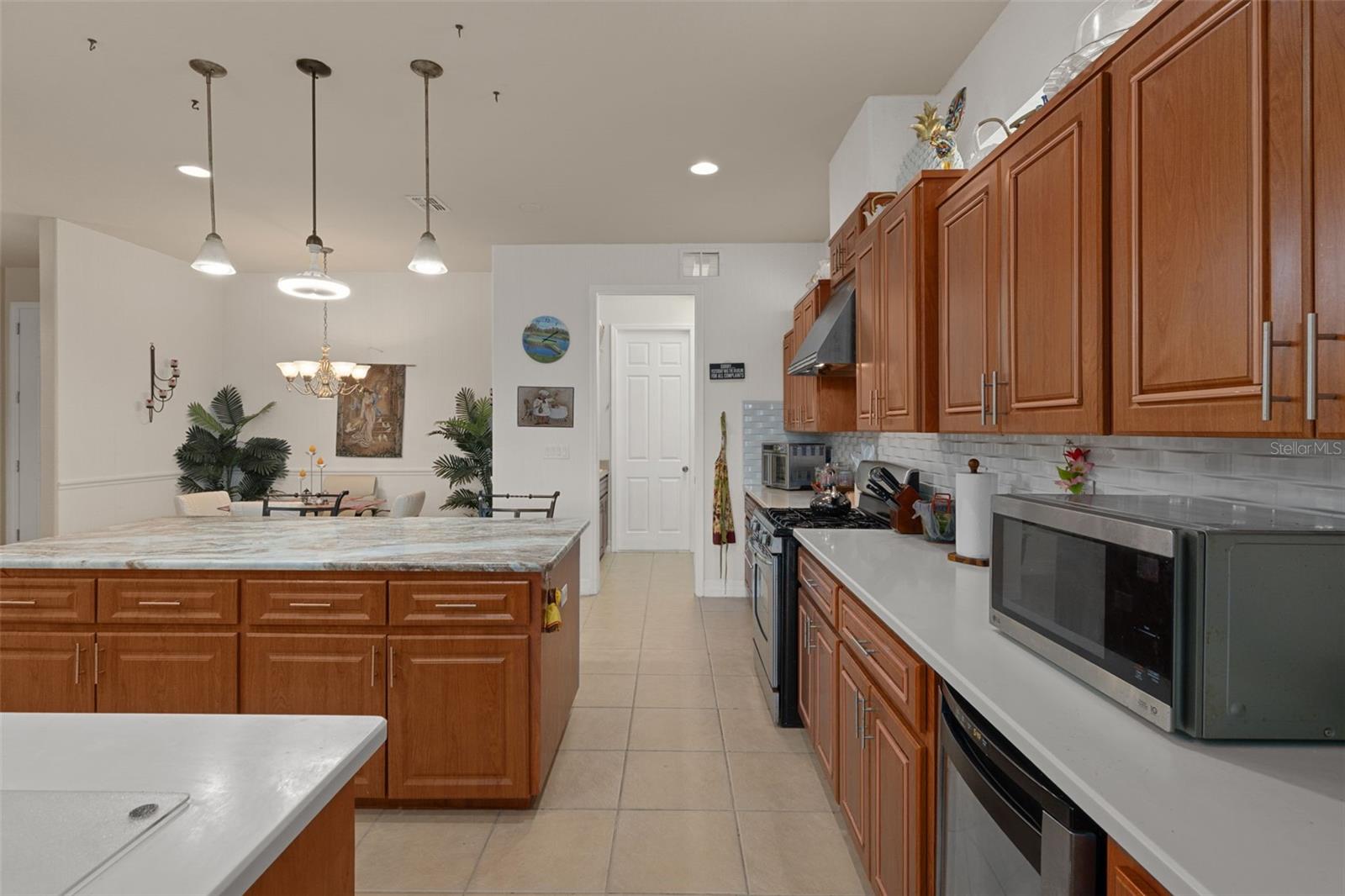 HERNANDO OAKS PH 1 - Residential