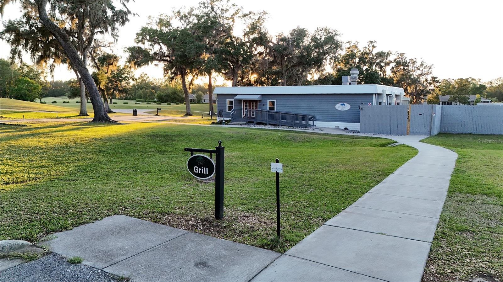 HERNANDO OAKS PH 1 - Residential