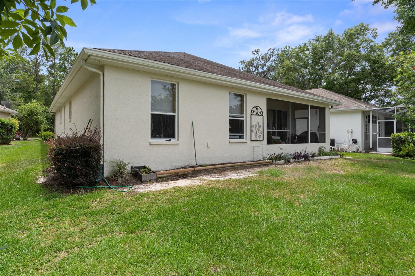 HERNANDO OAKS PH 1 - Residential