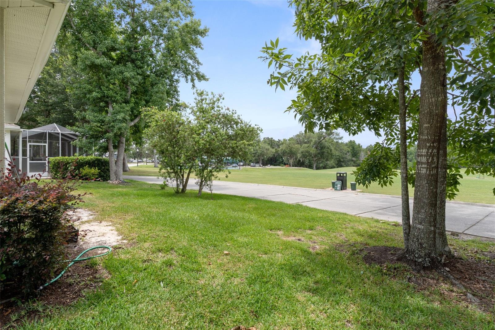 HERNANDO OAKS PH 1 - Residential