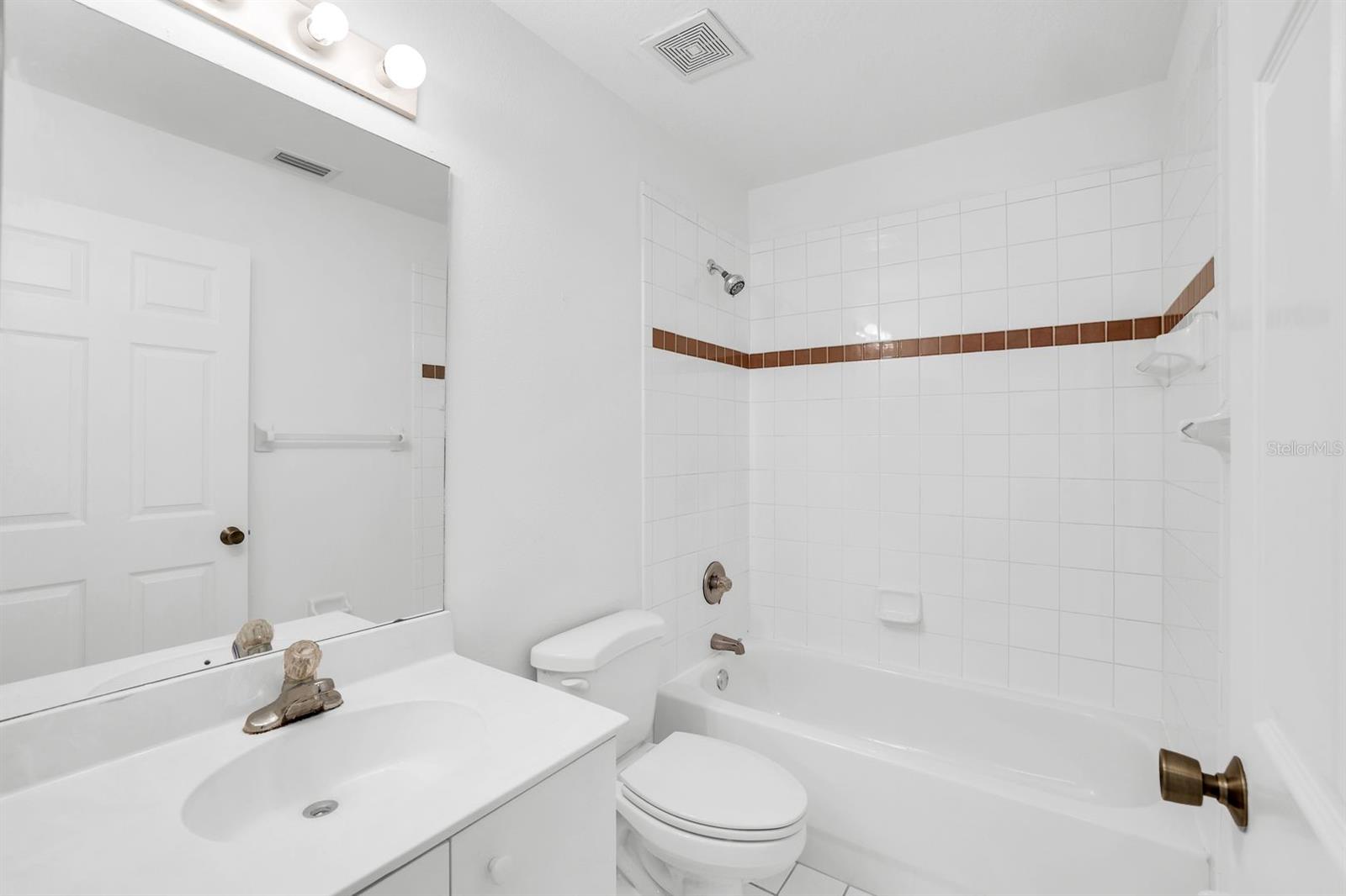 HUNTINGTON LAKES SIX - Residential
