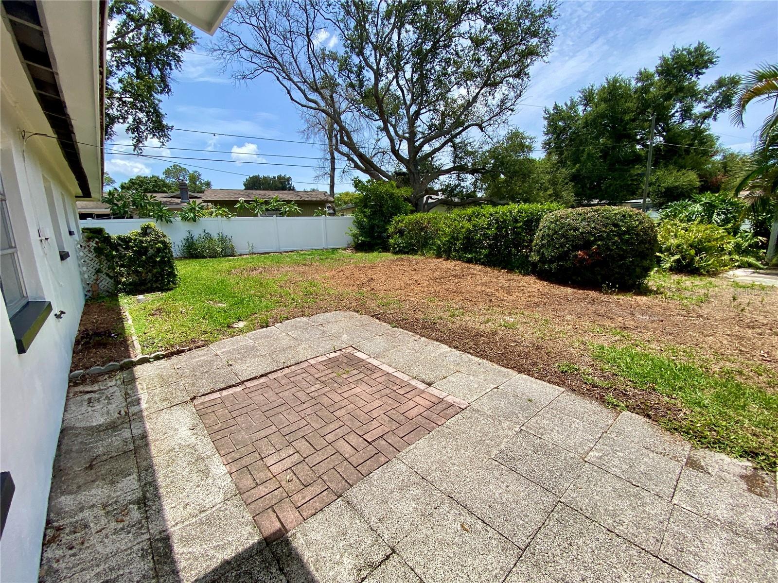 BROOKHILL - Residential