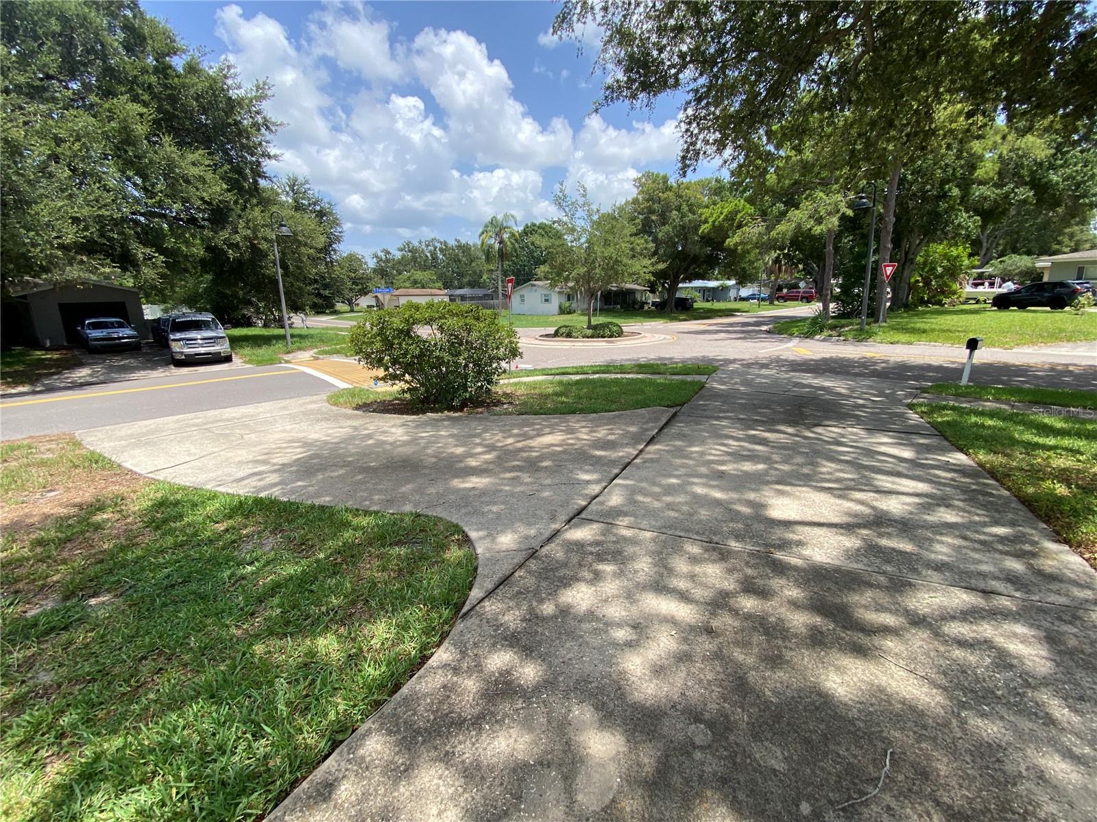 BROOKHILL - Residential