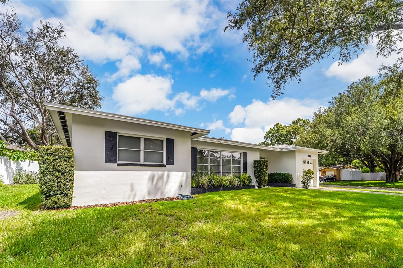 BROOKHILL - Residential