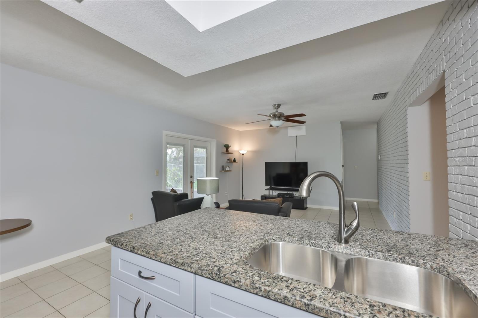 BLOOMINGDALE SECTION A UNIT 1V - Residential