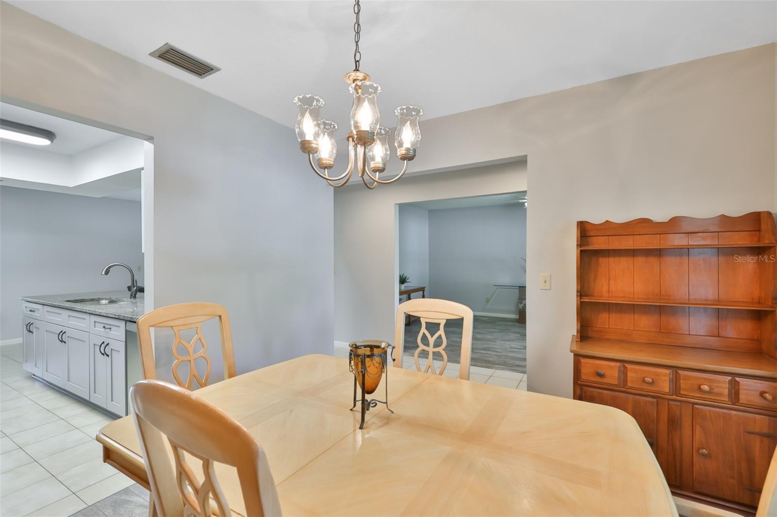 BLOOMINGDALE SECTION A UNIT 1V - Residential