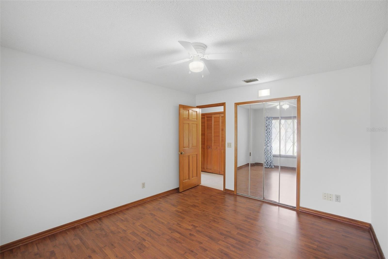 DELTONA LAKES UNIT 08 - Residential