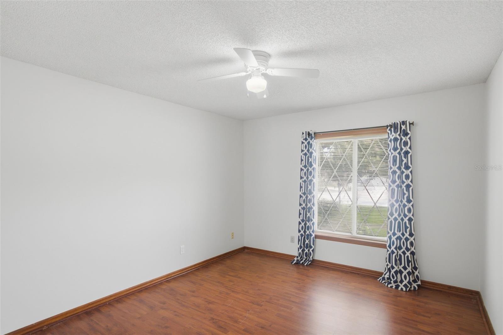 DELTONA LAKES UNIT 08 - Residential