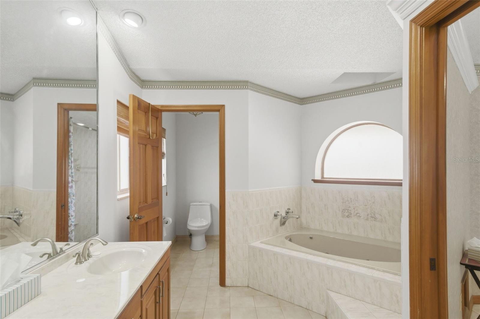 DELTONA LAKES UNIT 08 - Residential