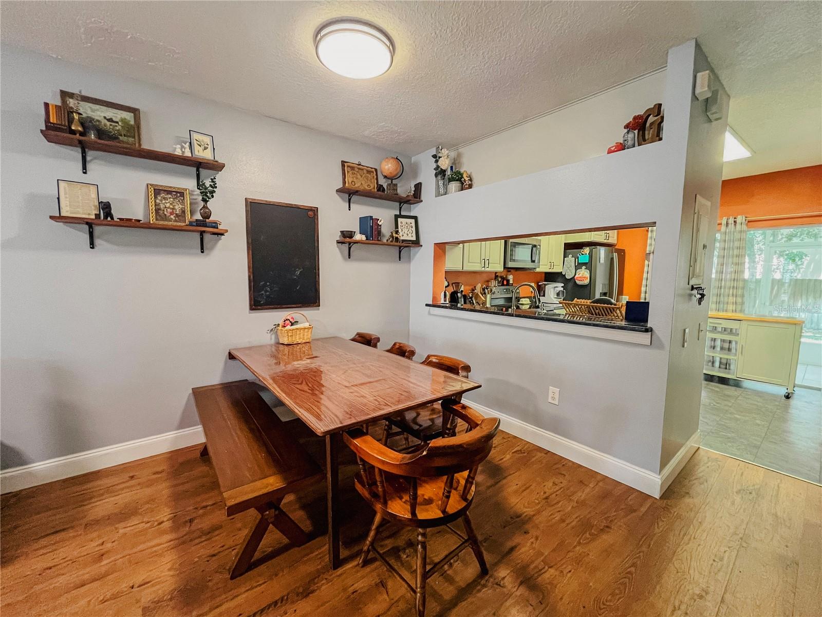 MEADOW POINTE - Residential