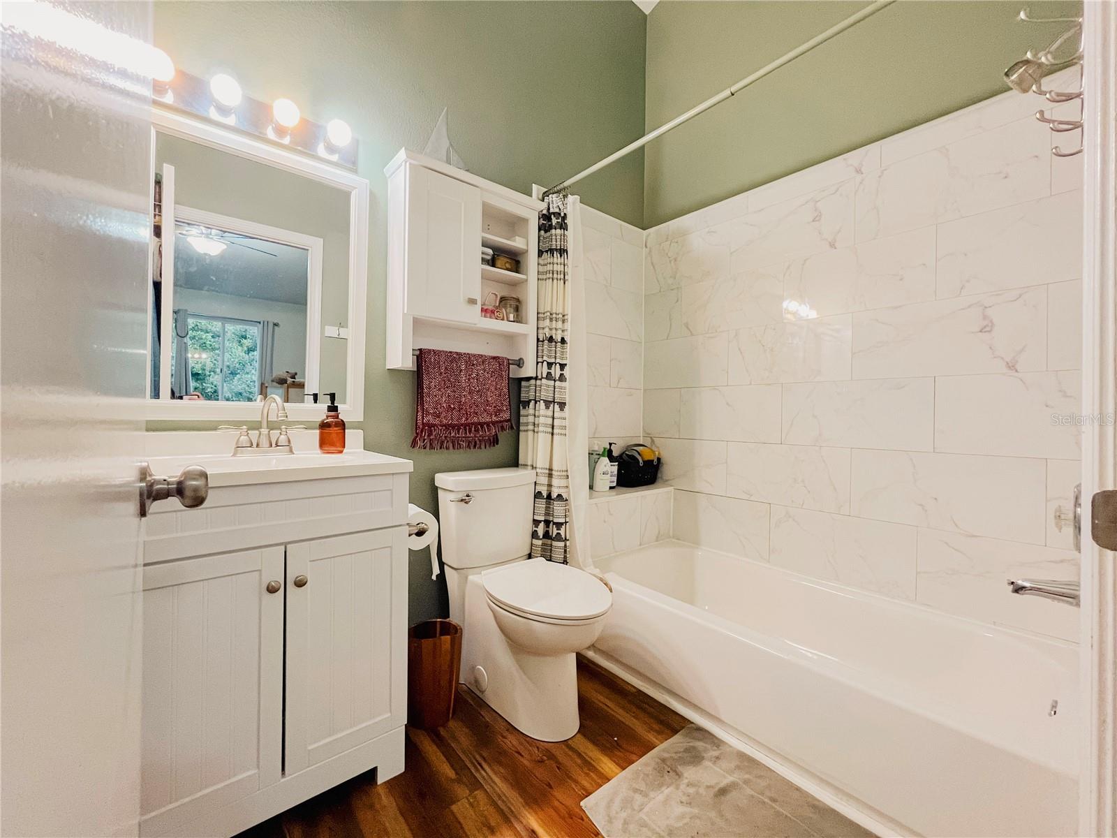 MEADOW POINTE - Residential