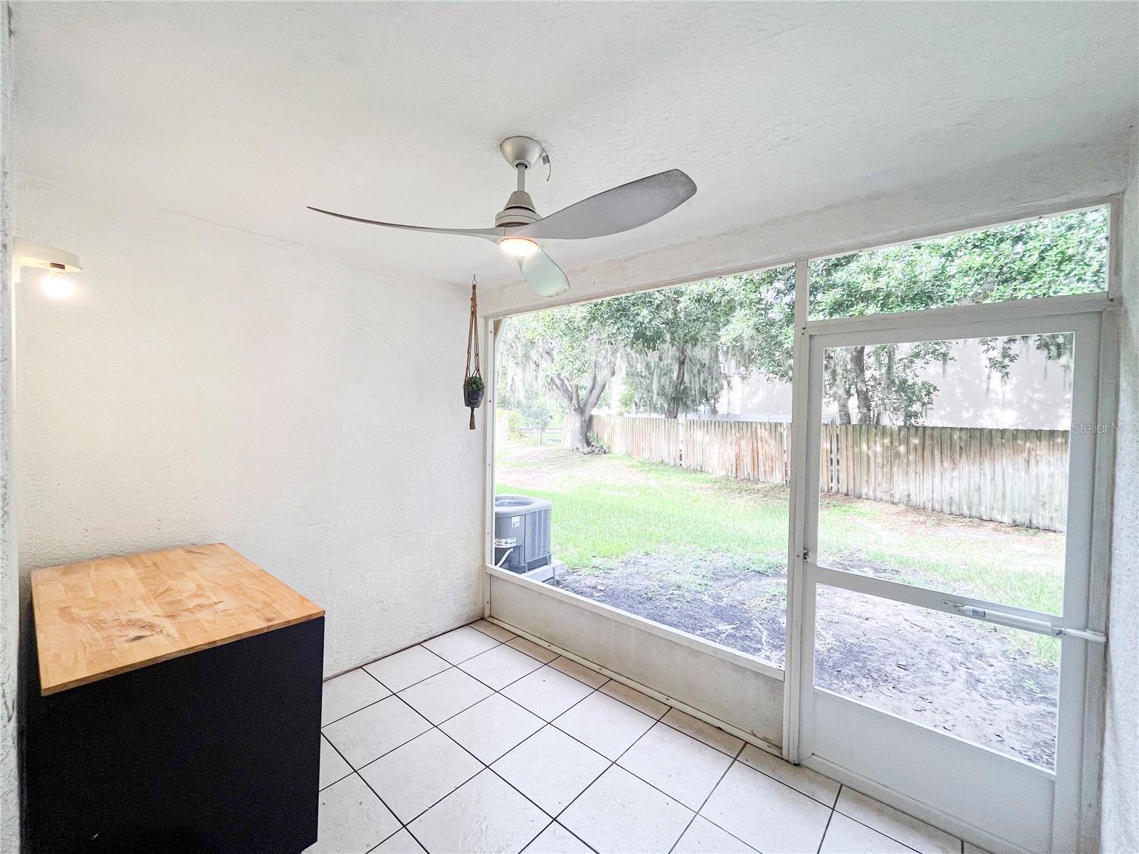 MEADOW POINTE - Residential