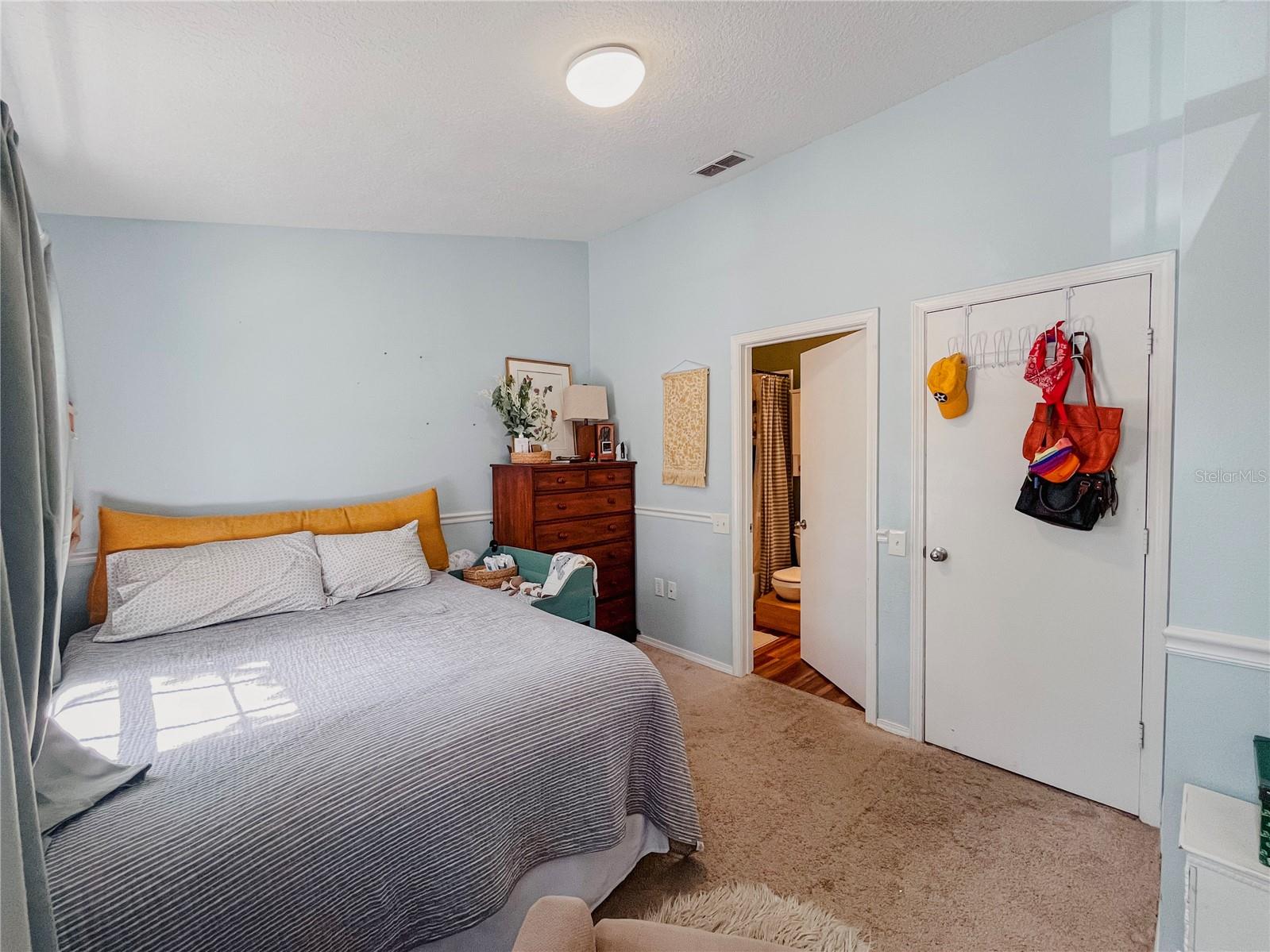 MEADOW POINTE - Residential