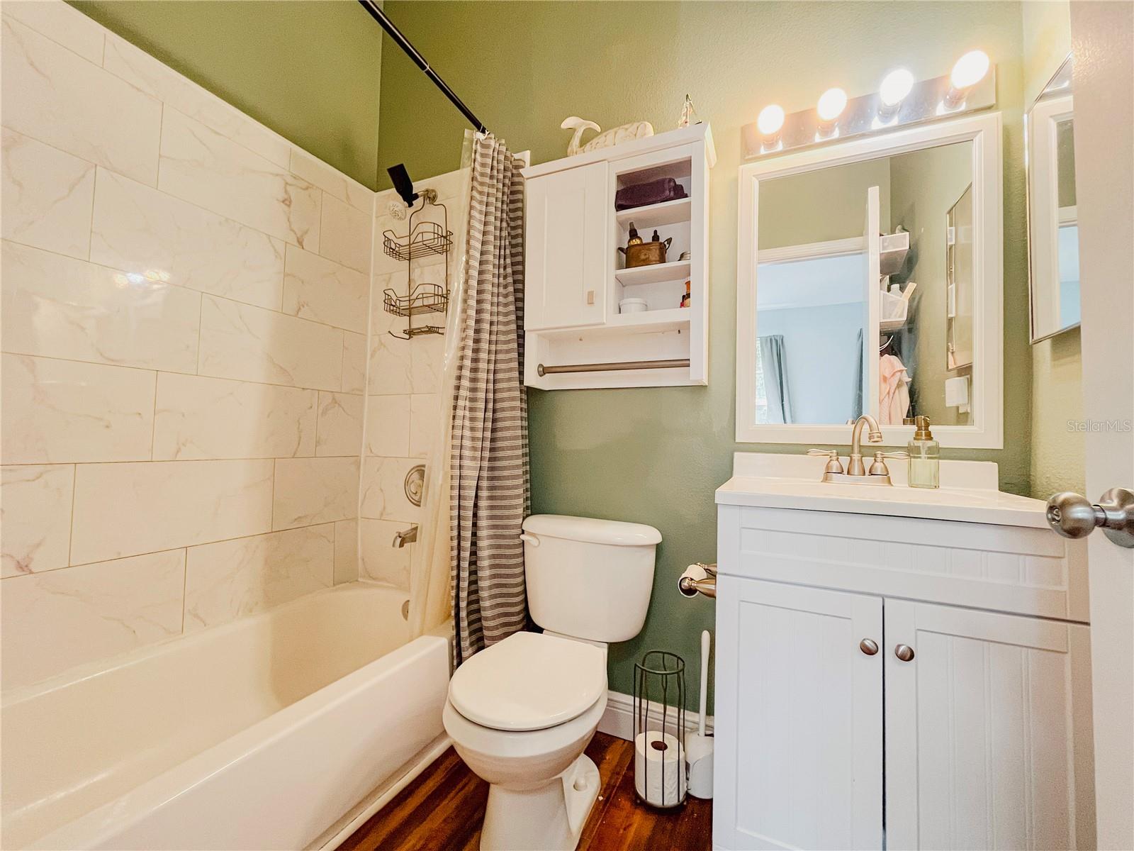 MEADOW POINTE - Residential