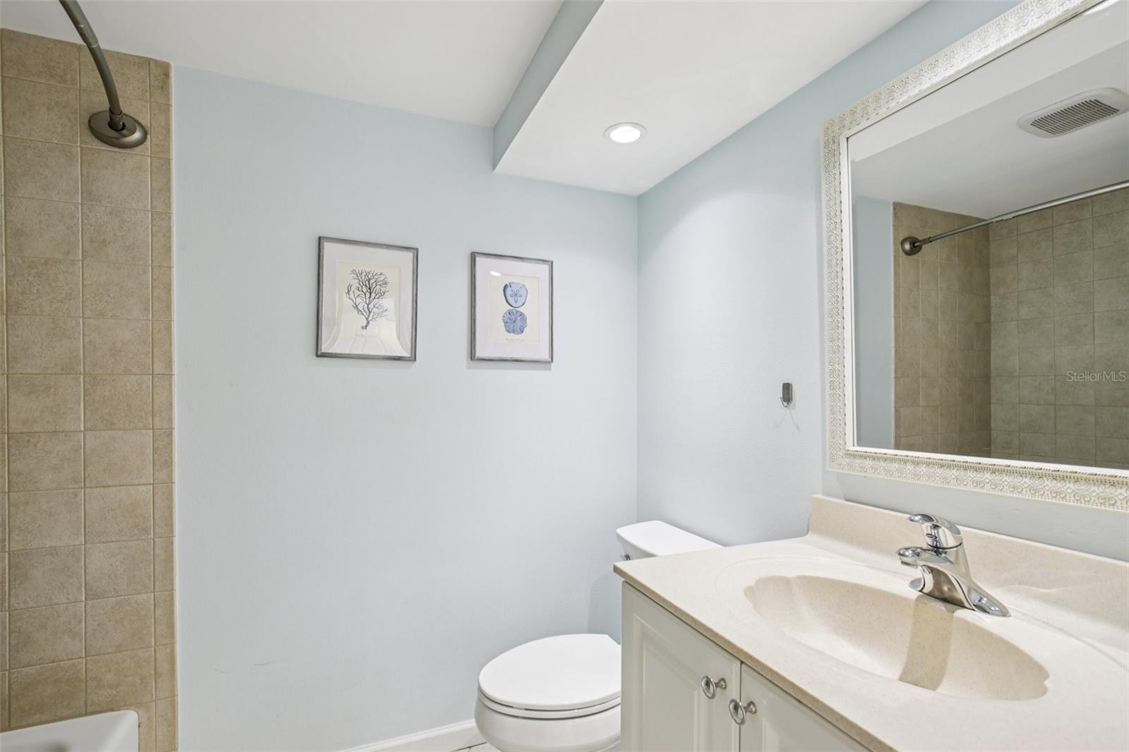 SANDY COVE IV - Residential