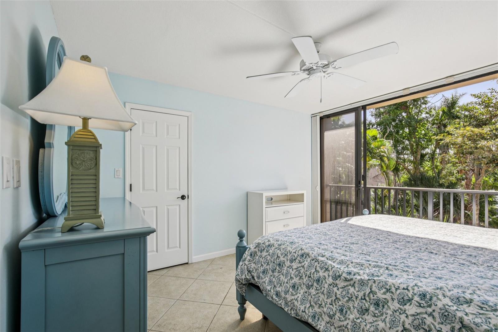 SANDY COVE IV - Residential