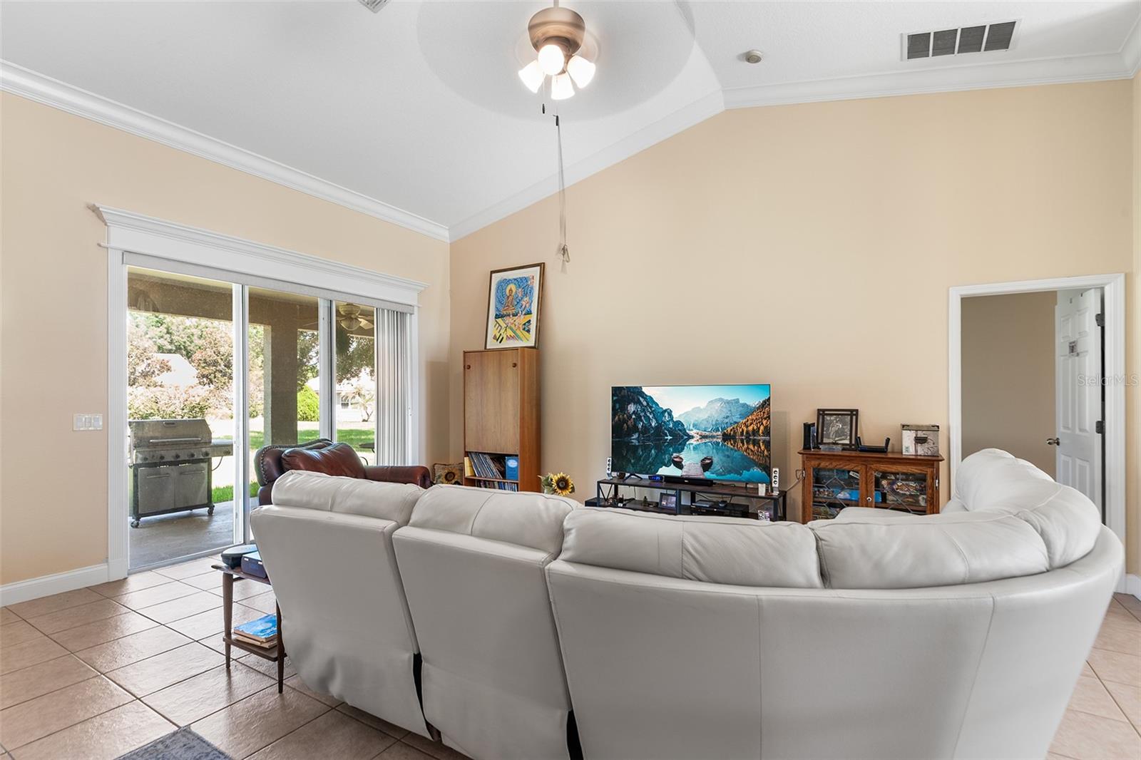 HARTRIDGE HILLS - Residential