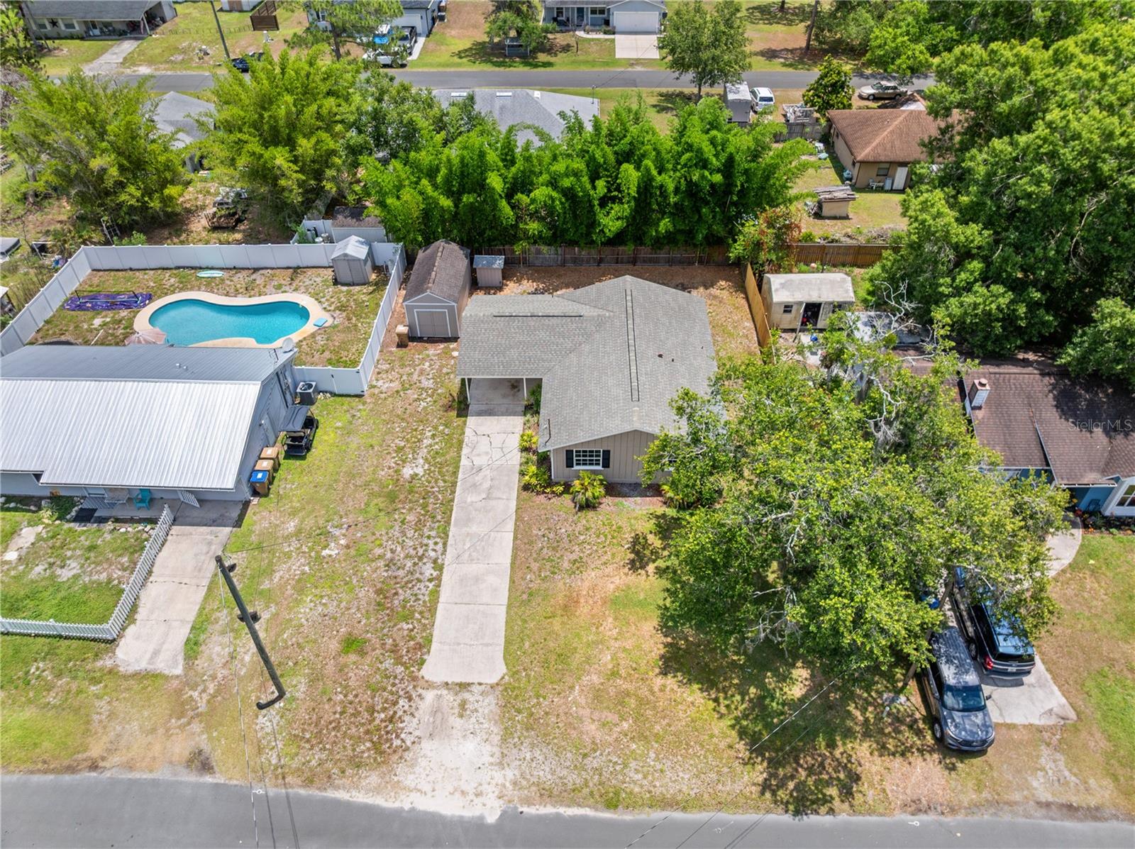 OAKWOOD SHORES - Residential