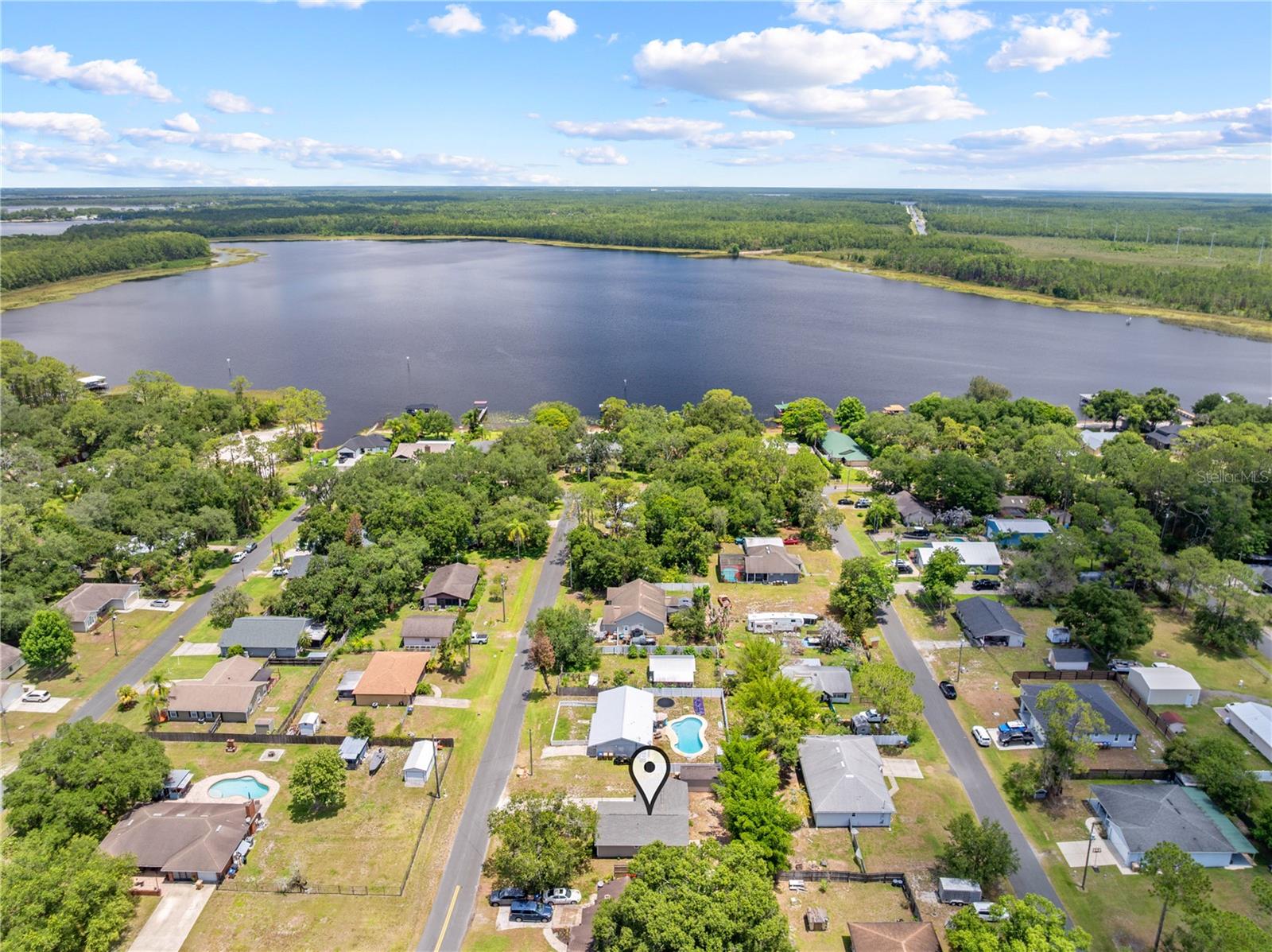 OAKWOOD SHORES - Residential