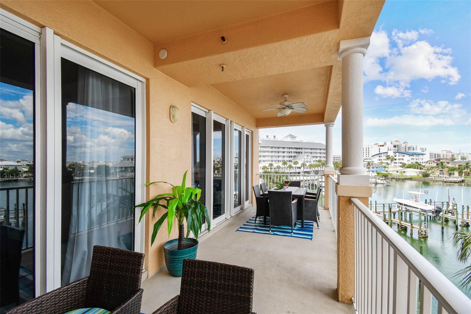 HARBORVIEW GRANDE CONDO - Residential