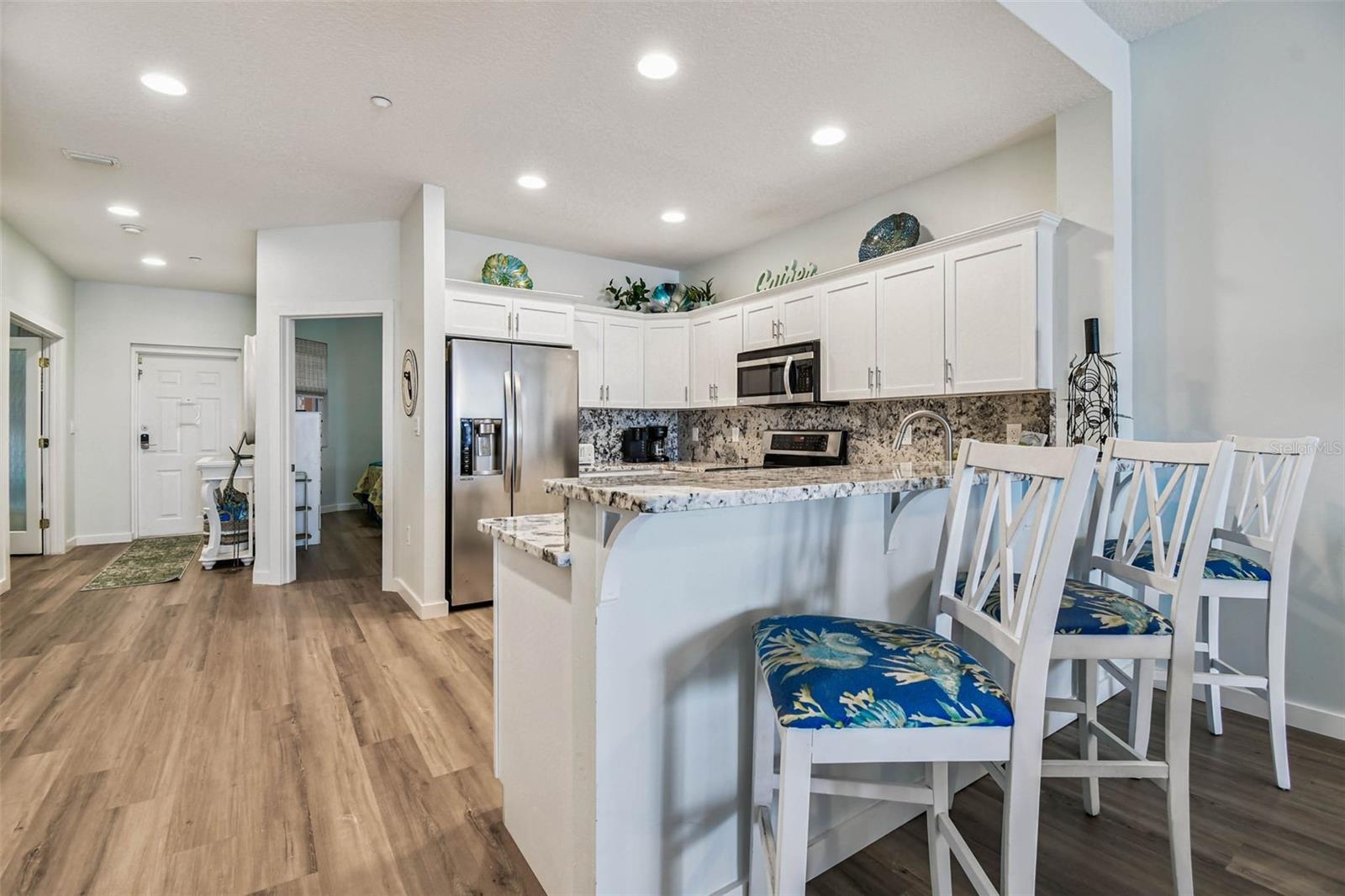 HARBORVIEW GRANDE CONDO - Residential