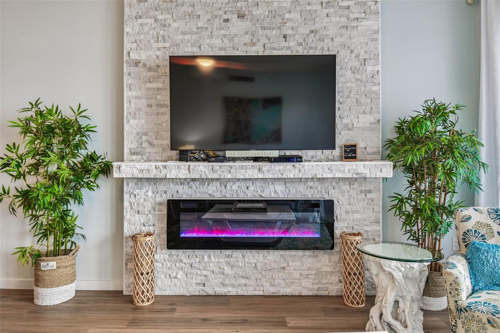 HARBORVIEW GRANDE CONDO - Residential