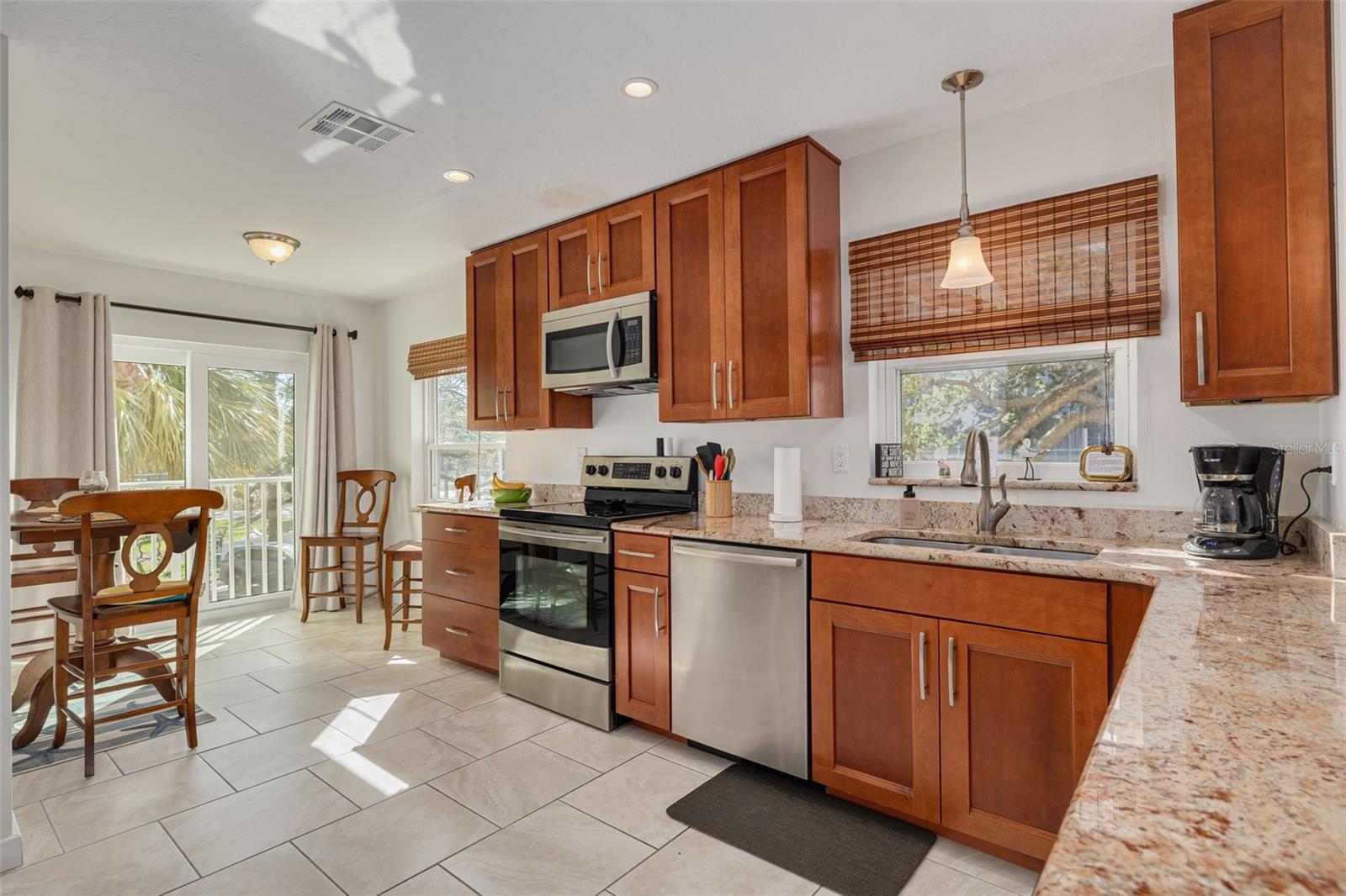 BAY TREE CLUB - Residential