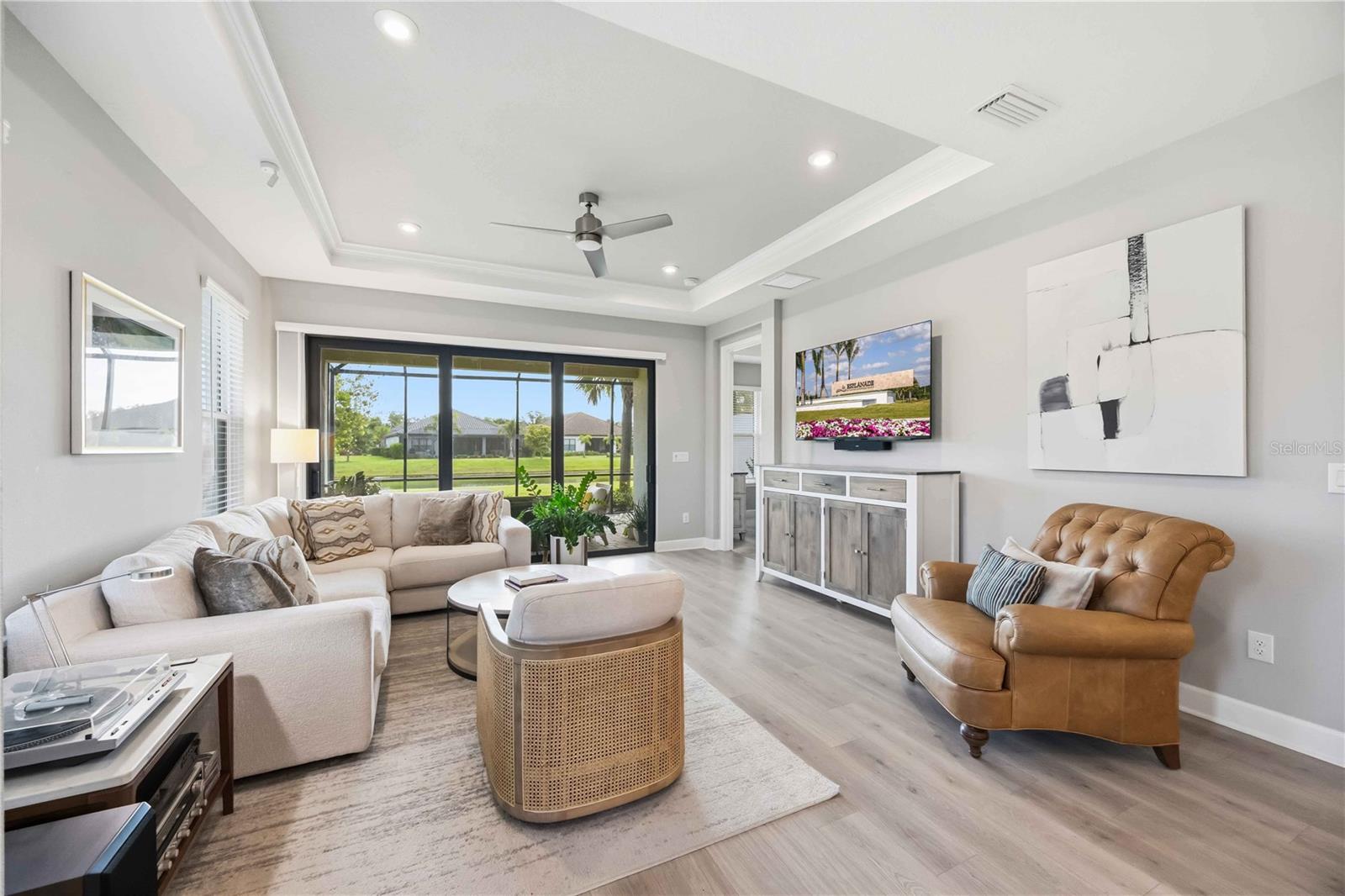 AZARIO ESPLANADE PH II SUBPH A, B & P - Residential