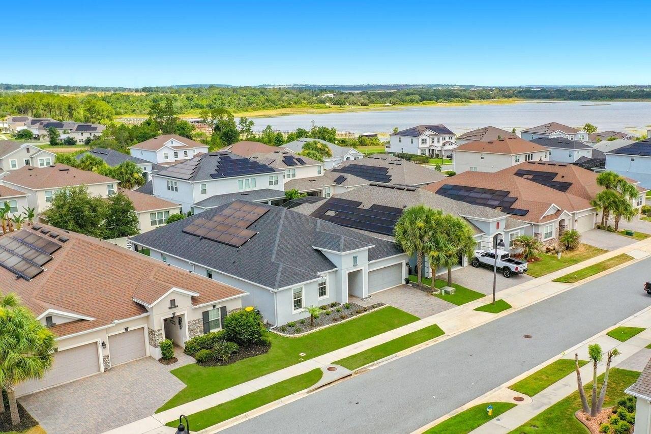 LAKEVIEW PRESERVE - Residential