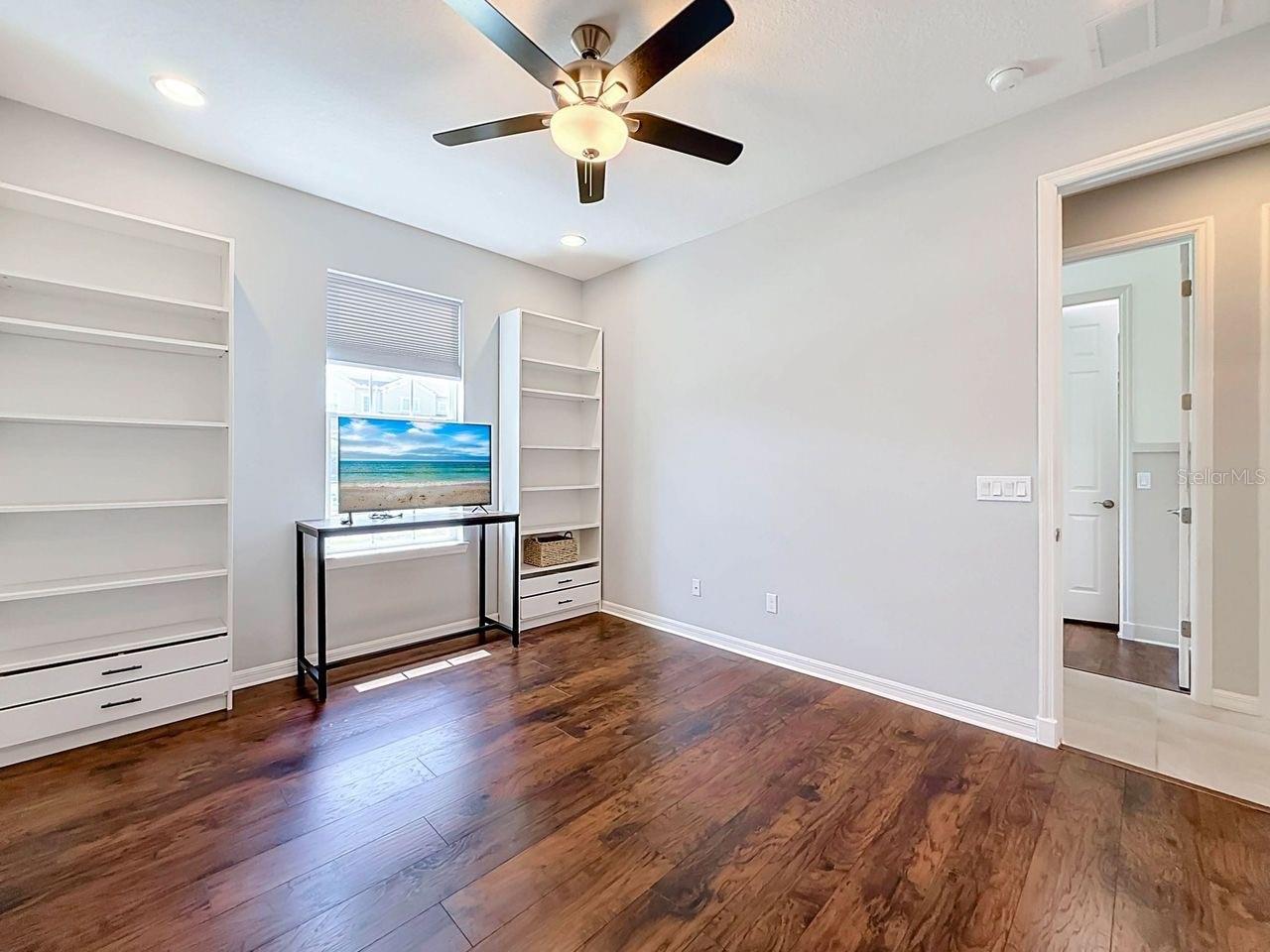 LAKEVIEW PRESERVE - Residential
