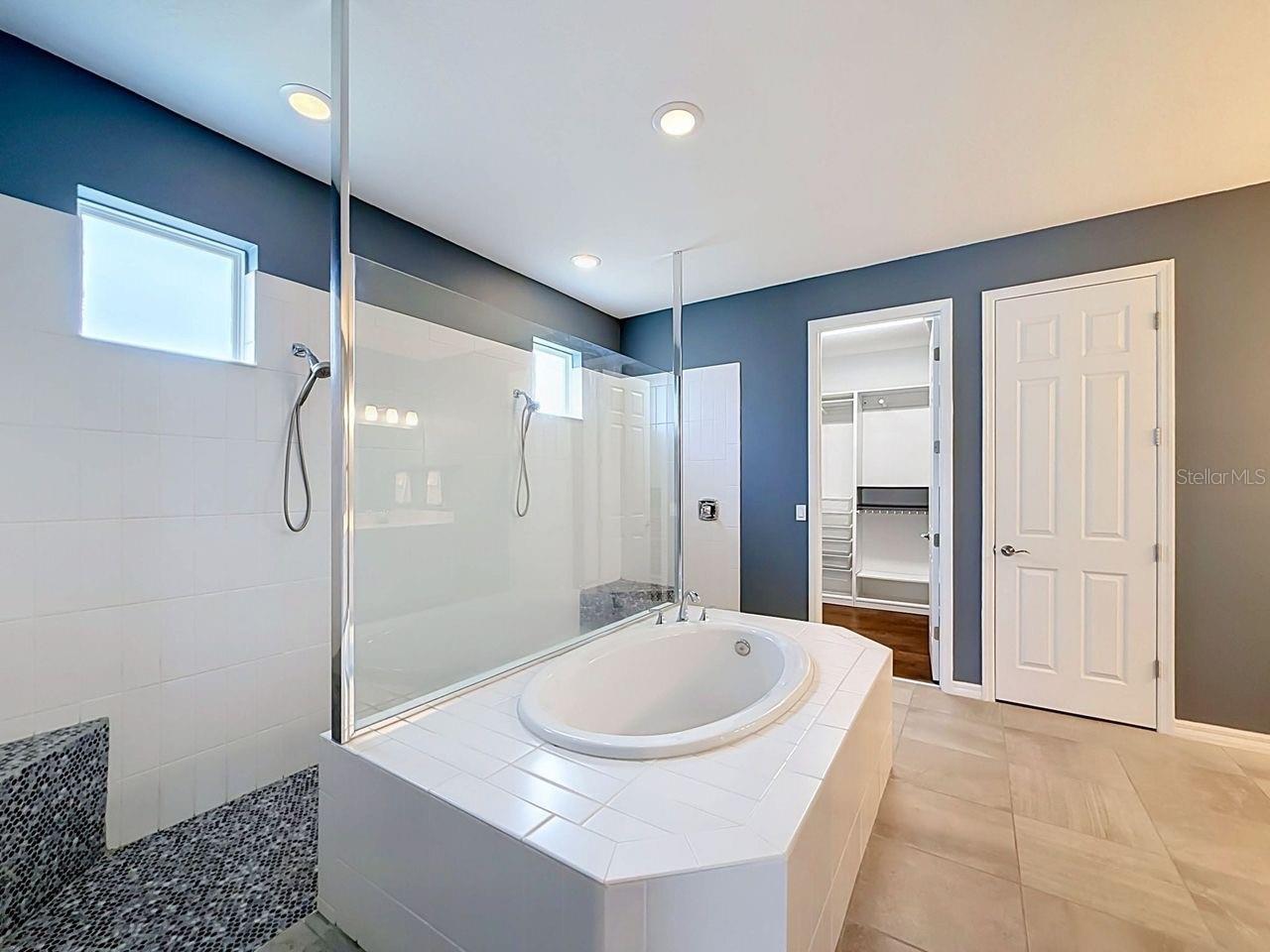 LAKEVIEW PRESERVE - Residential
