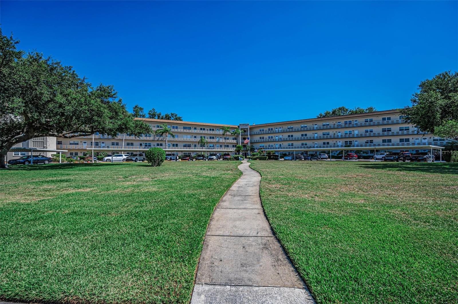 FIVE TOWNS OF ST PETE - Residential