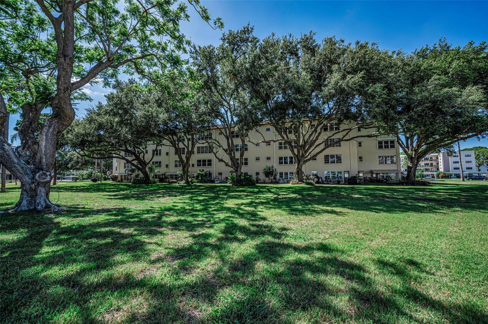 FIVE TOWNS OF ST PETE - Residential