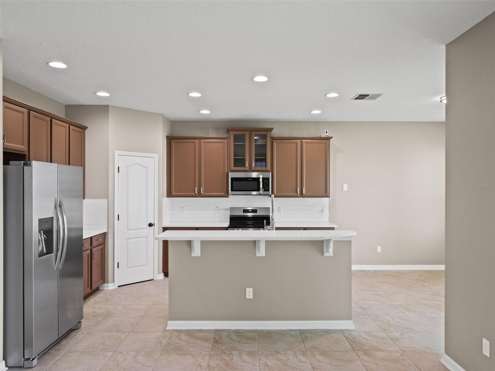 WATERSIDE POINTE PH 2A - Residential
