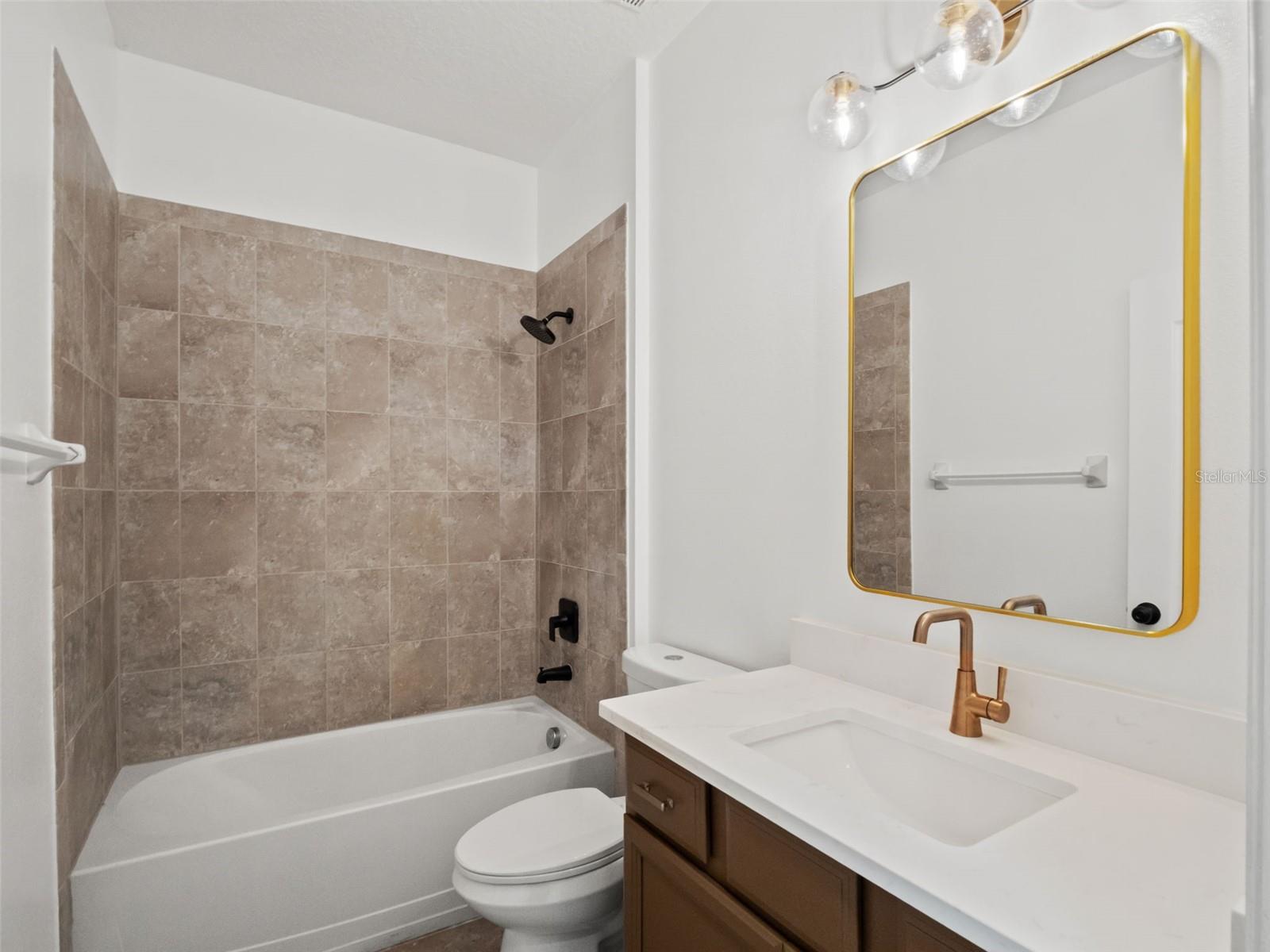 WATERSIDE POINTE PH 2A - Residential