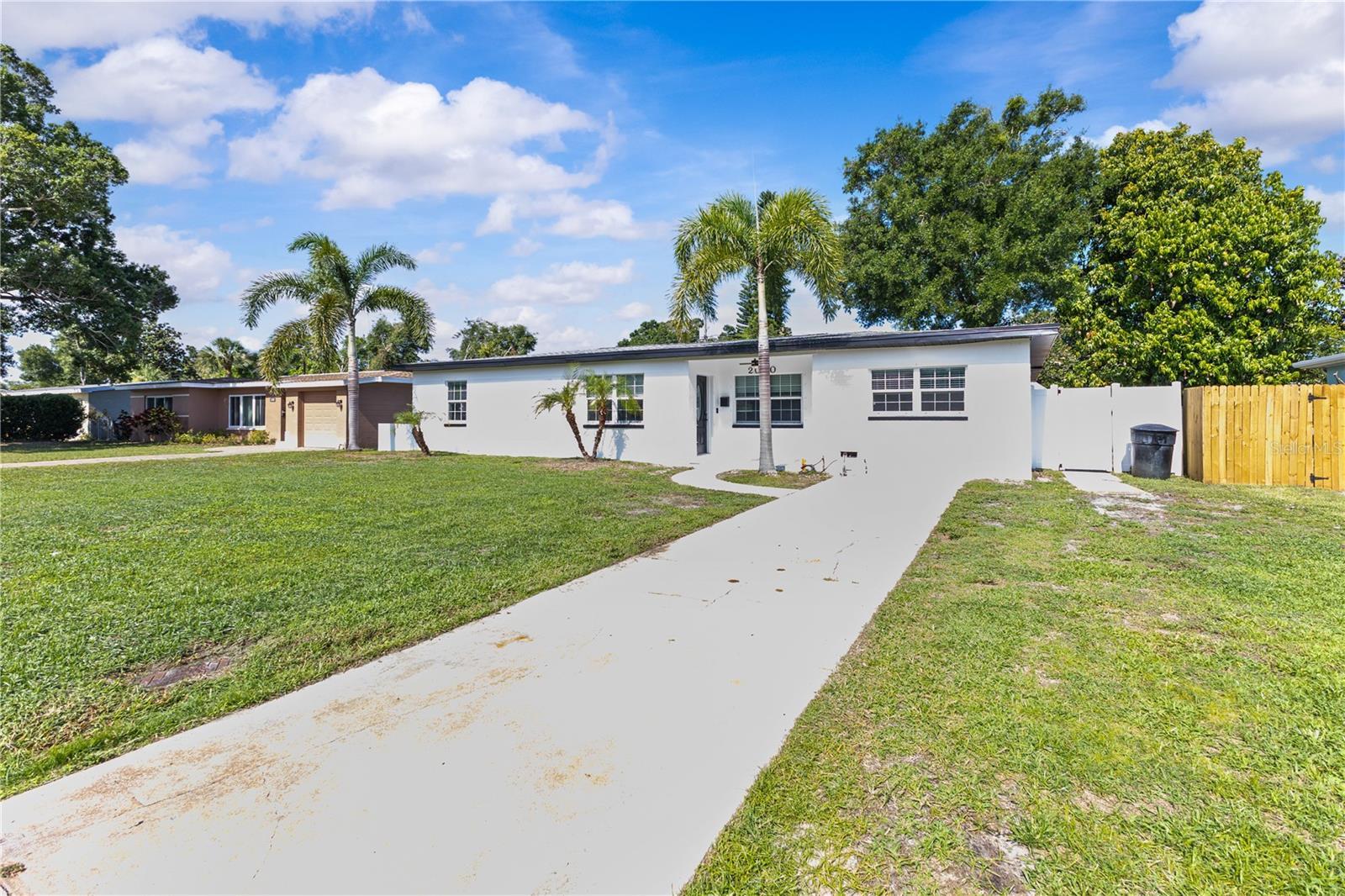 JUNGLE COUNTRY CLUB 4TH ADD - Residential