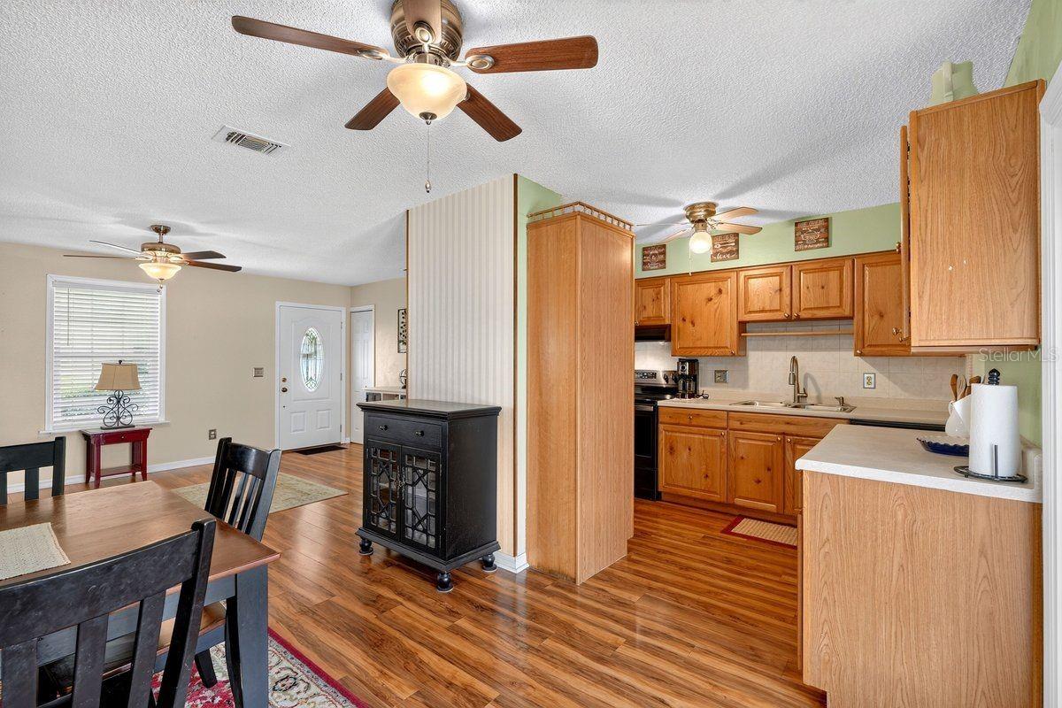 DELTONA LAKES UNIT 35 - Residential