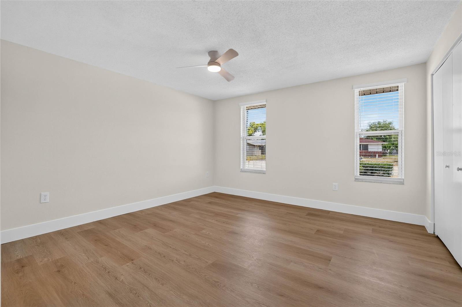 JASMINE LAKES - Residential