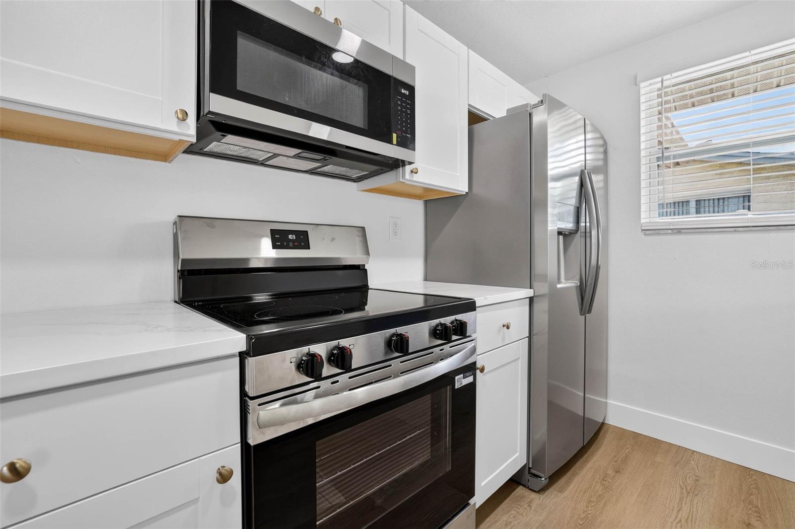 JASMINE LAKES - Residential