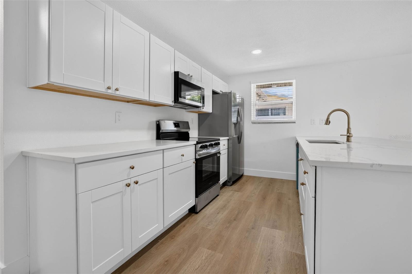 JASMINE LAKES - Residential