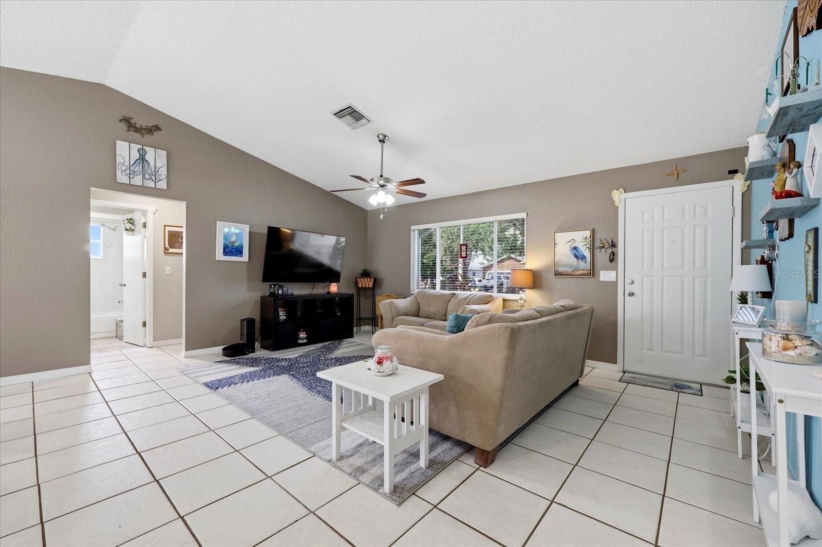 WOODRIDGE ESTATES A SUB - Residential