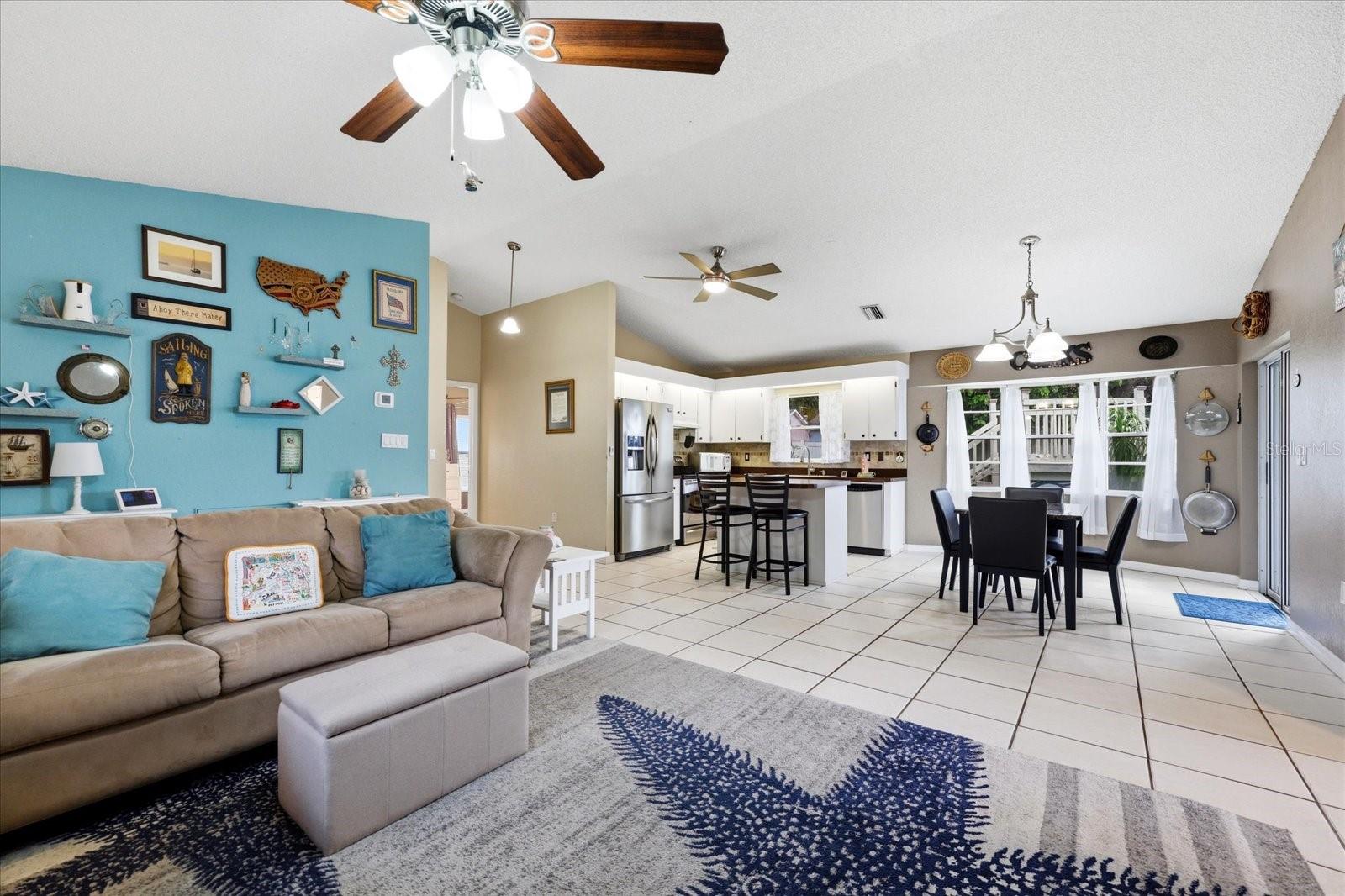 WOODRIDGE ESTATES A SUB - Residential