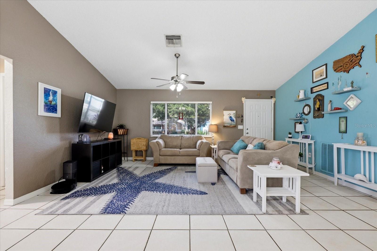 WOODRIDGE ESTATES A SUB - Residential