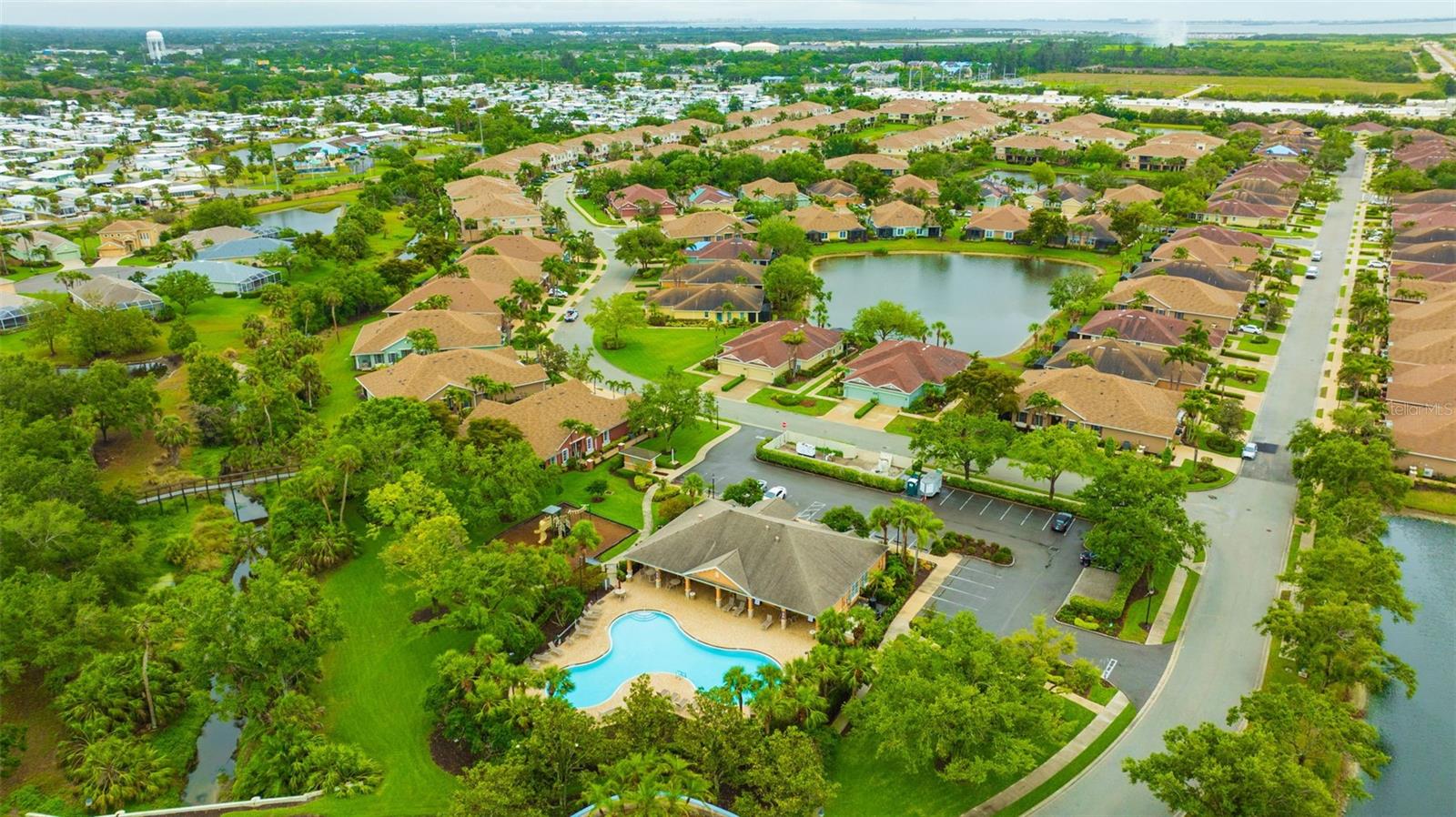 PALMA SOLA TRACE - Residential